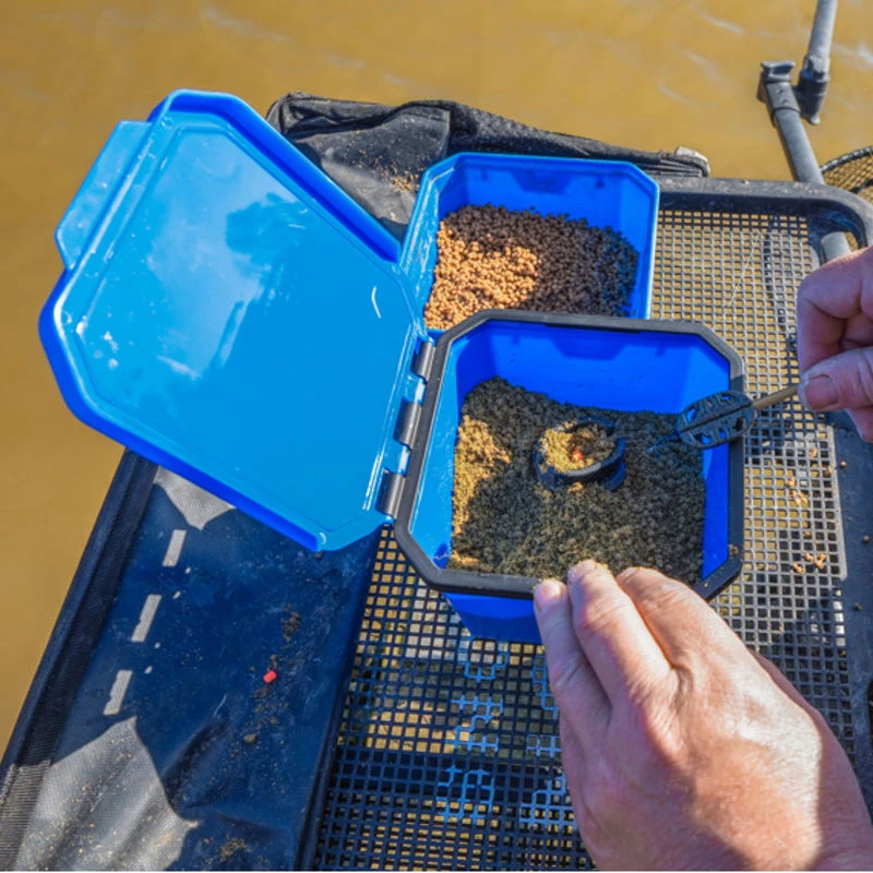 Preston Innovations 3 Pint Flip Lid Bait Tub